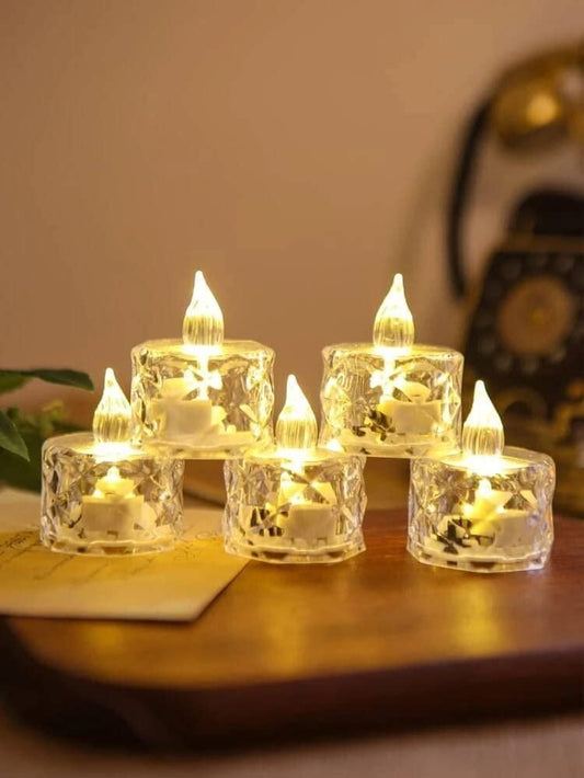 Flameless and Smokeless Decorative Christmas Crystal Candles (4 Pieces)