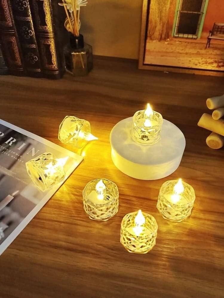 Flameless and Smokeless Decorative Christmas Crystal Candles (4 Pieces)